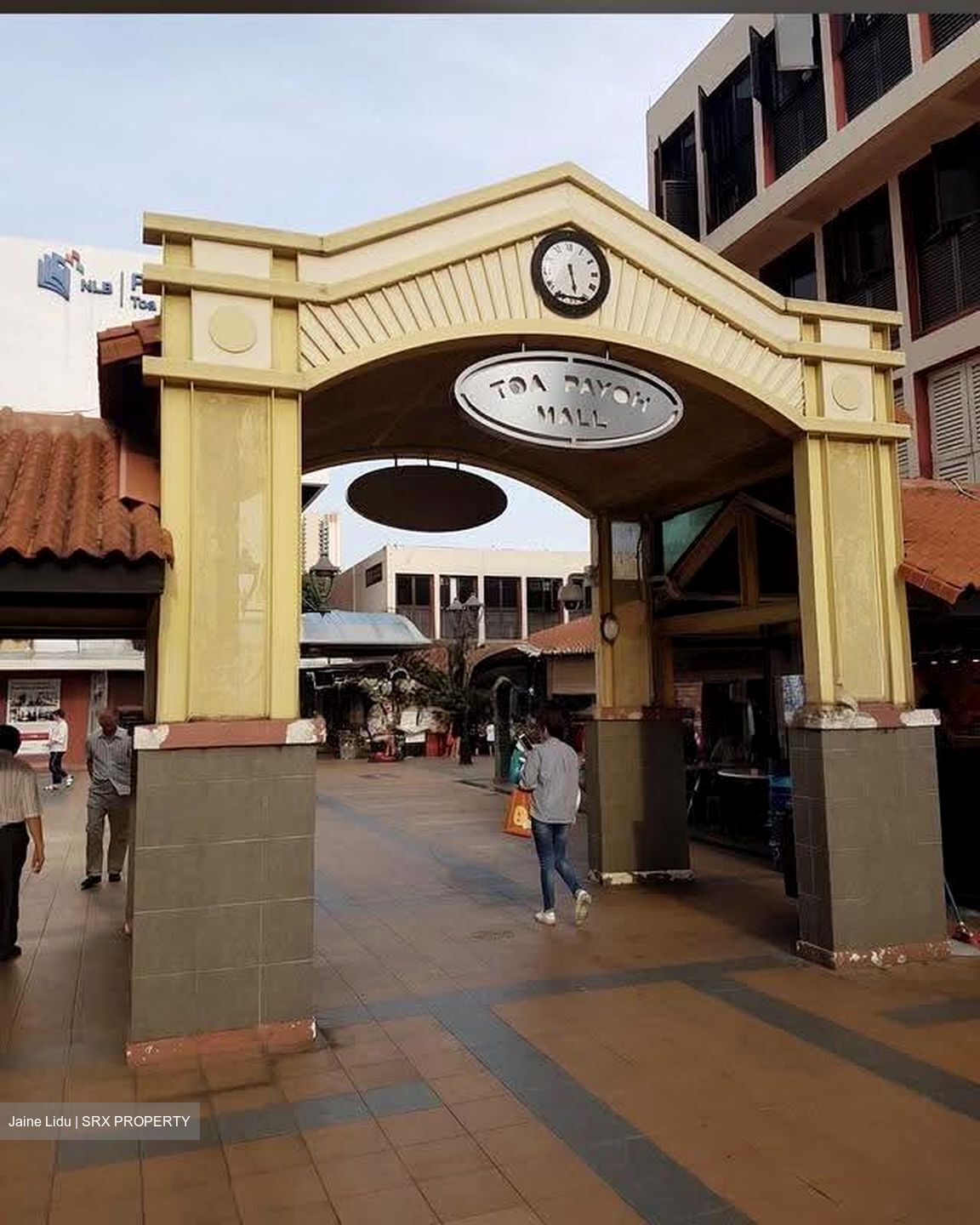 Toa Payoh Central (D12), Shop House #612389081